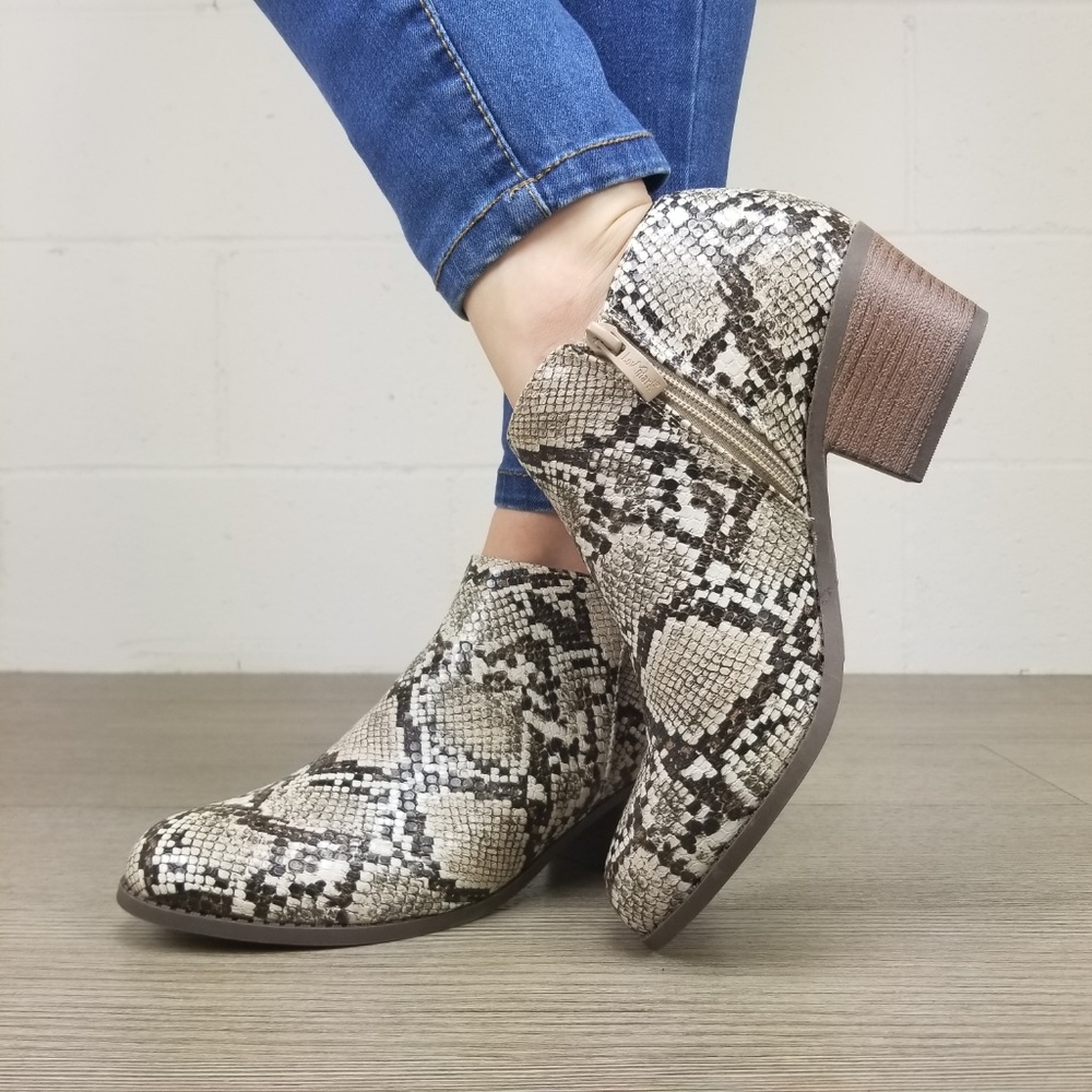 Python Snake Print Ankle Booties - Picture 4 of 8